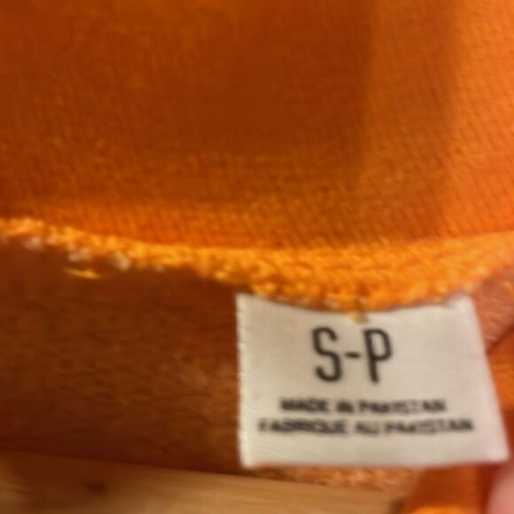 BDG Hoodie. NWT. - Picture 9 of 14